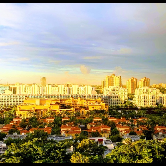 Meet your Posher, Amal - Picture 2 of 2